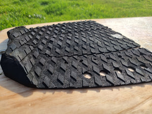 Goliath Three Piece Wide Traction Pad